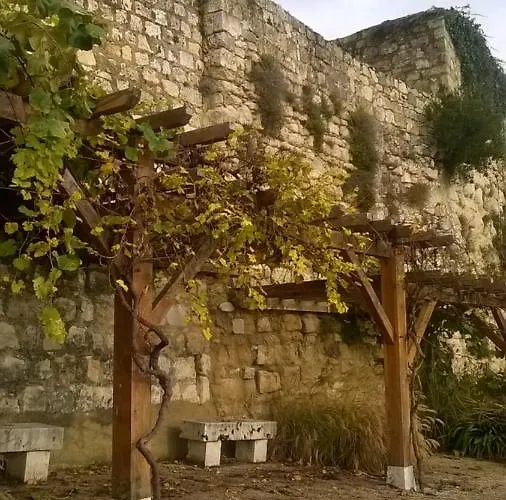 Ferienhaus De Claire *